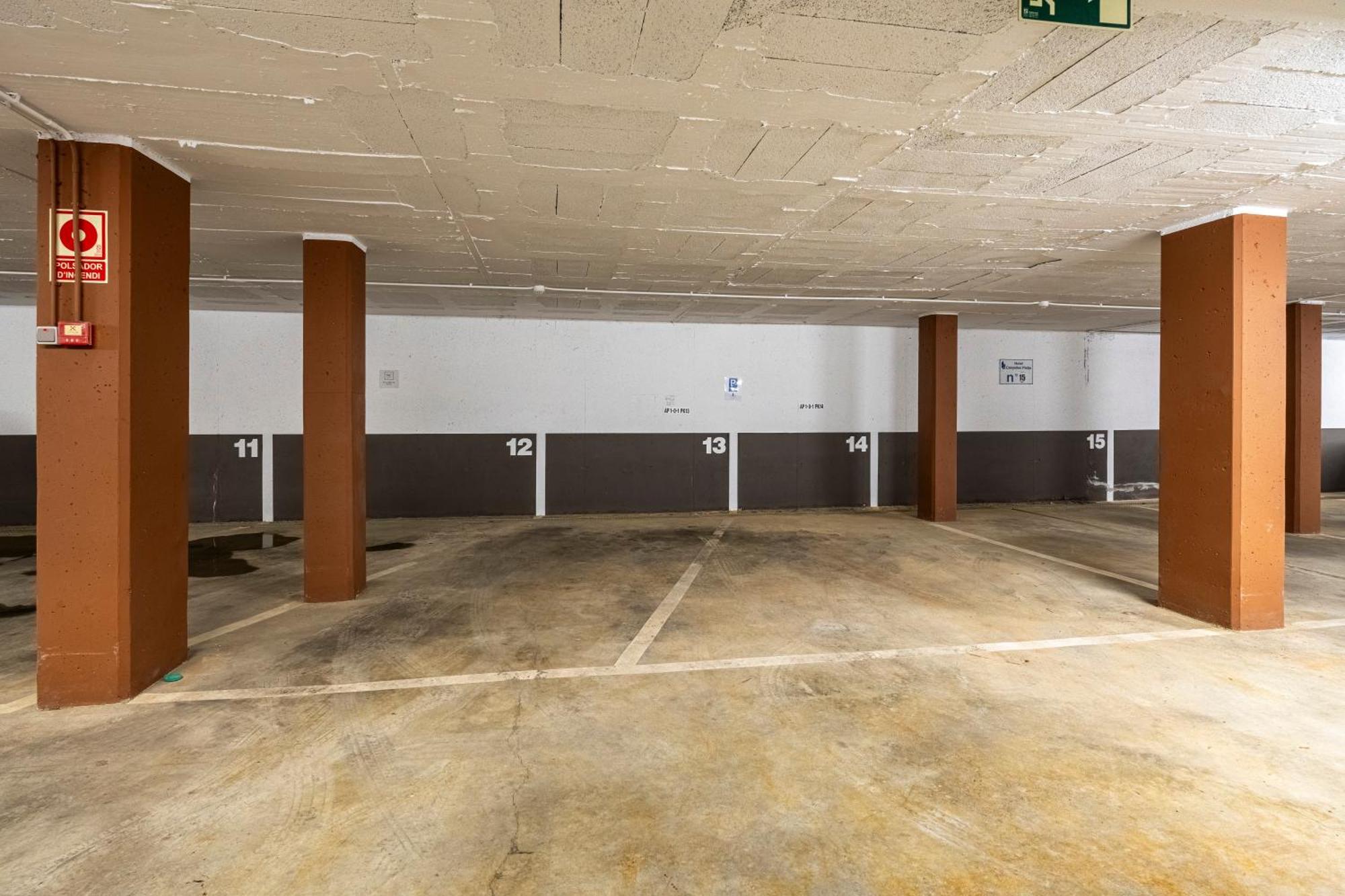 Apartamento Con Gran Terraza Delante Del Mar Roses Eksteriør bilde